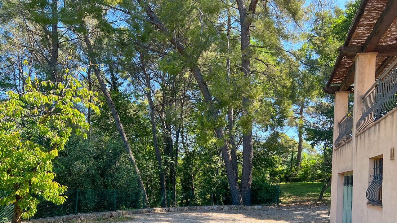 Photo of Outdoor in Le Rouret