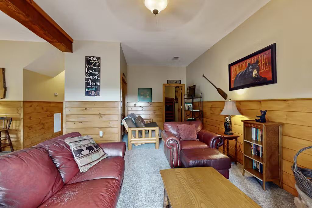 Photo of Livingroom in Necowa Cove