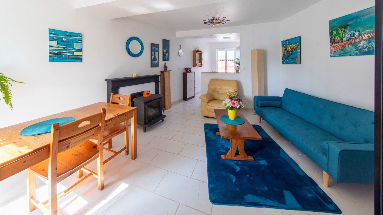 Photo of Livingroom in Ranton