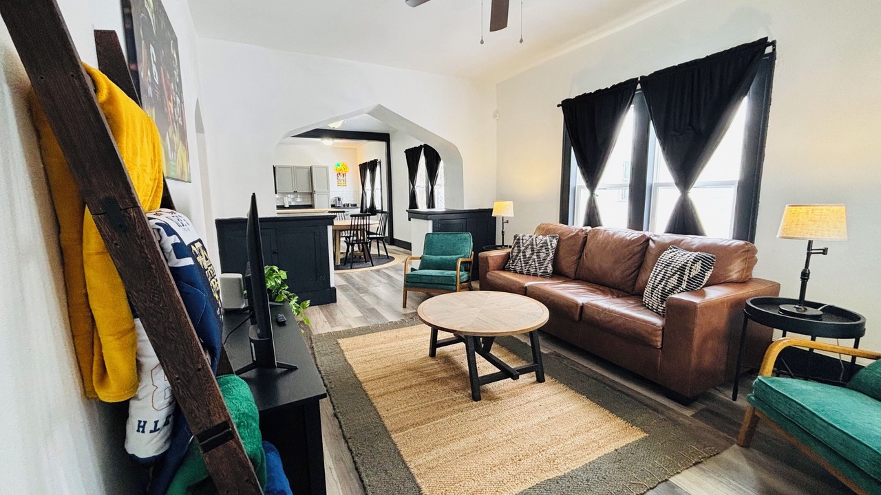 Photo of Livingroom in Northeast South Bend