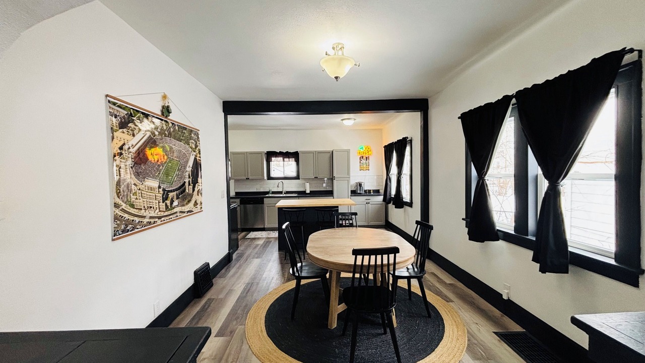 Photo of Livingroom in Northeast South Bend