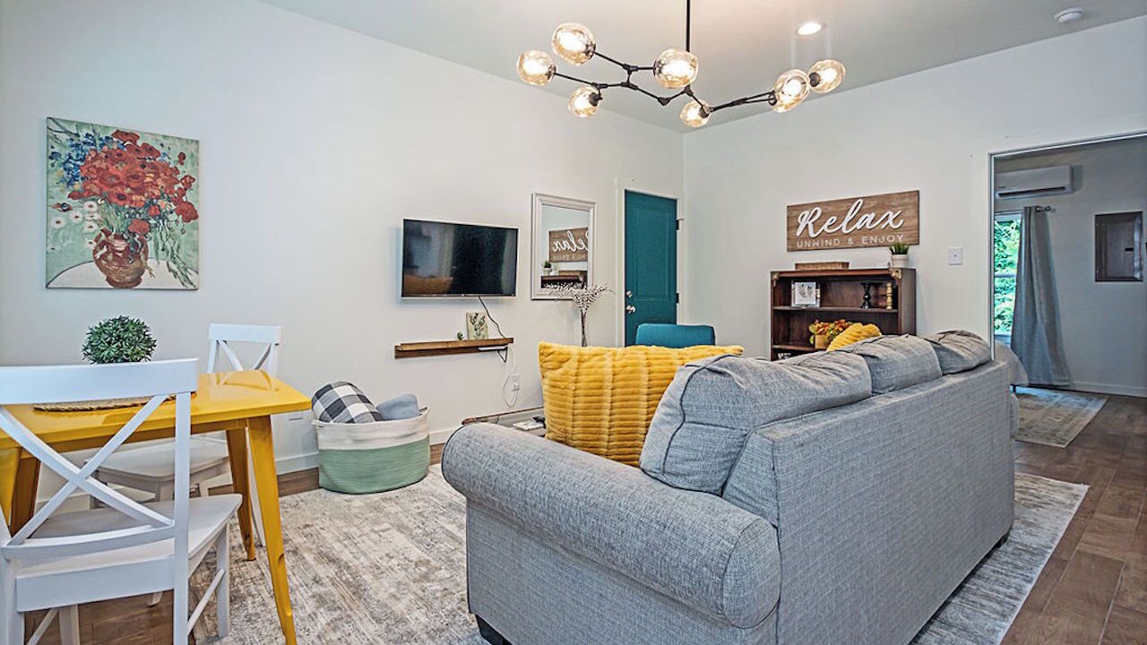 Photo of Livingroom in Nacogdoches