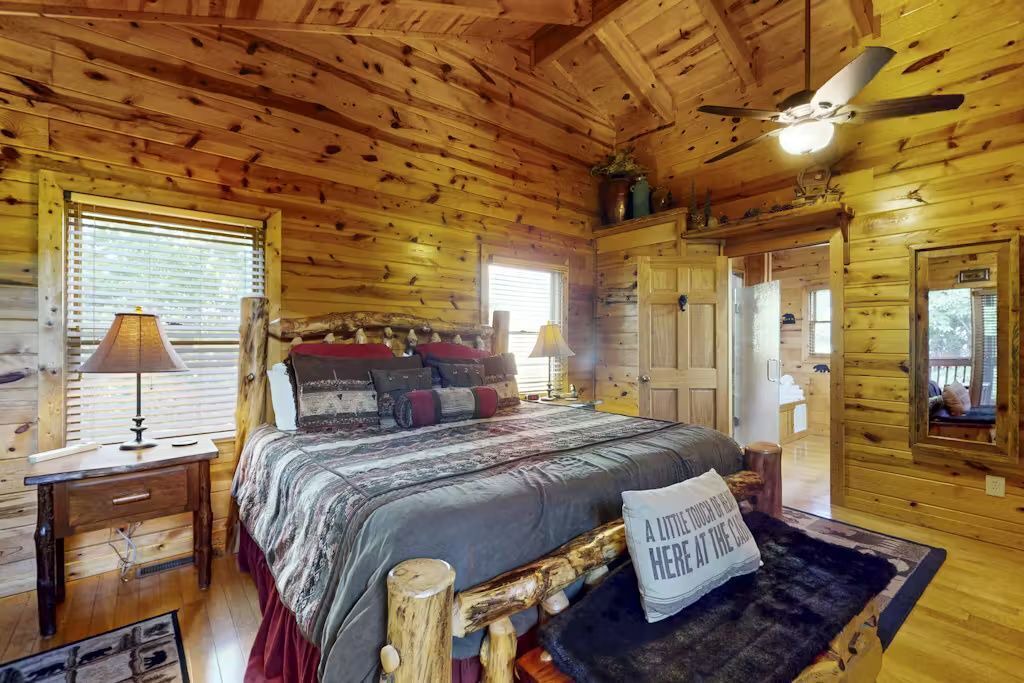 Photo of Bedroom in Necowa Cove