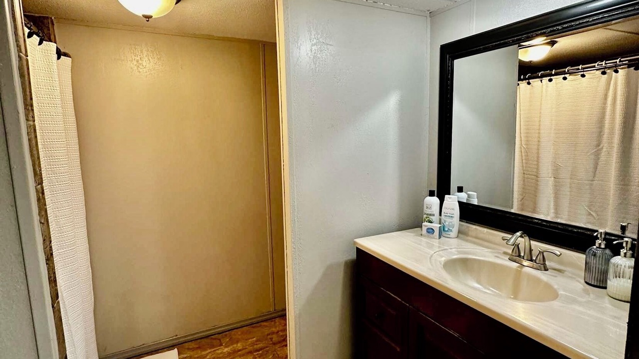 Photo of Bathroom in Omega