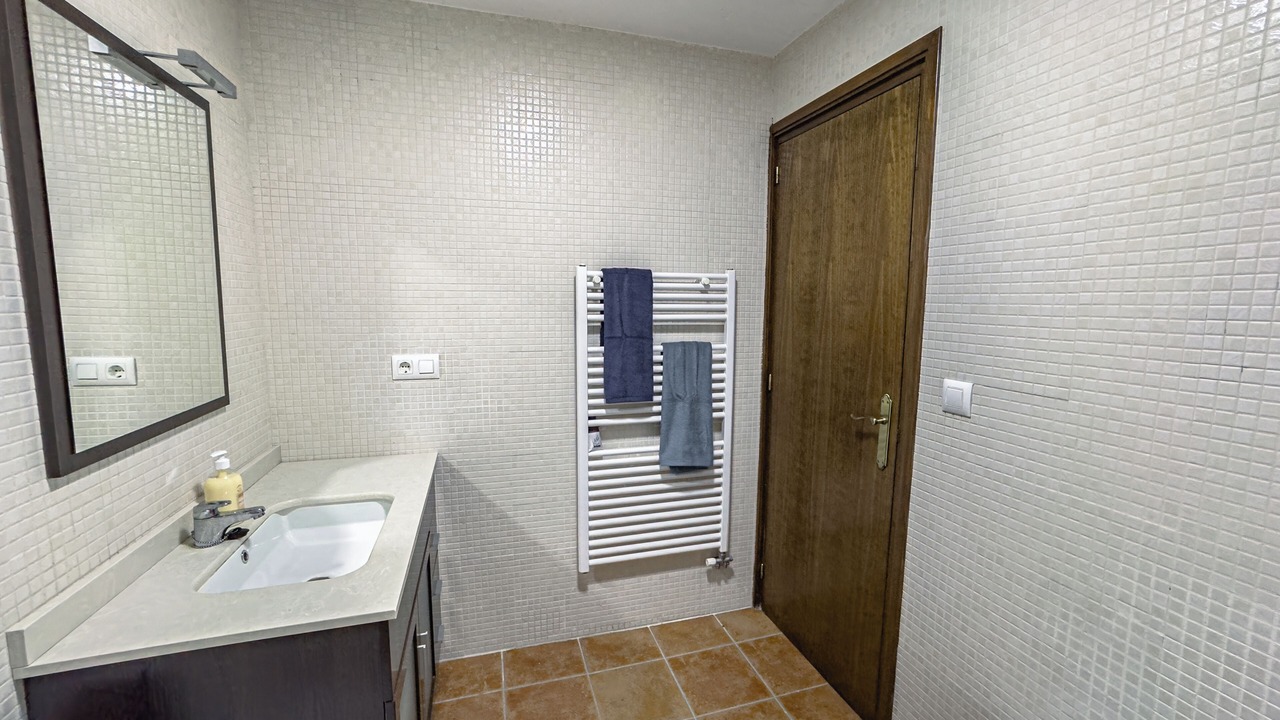 Photo of Bathroom in Macanet de Cabrenys