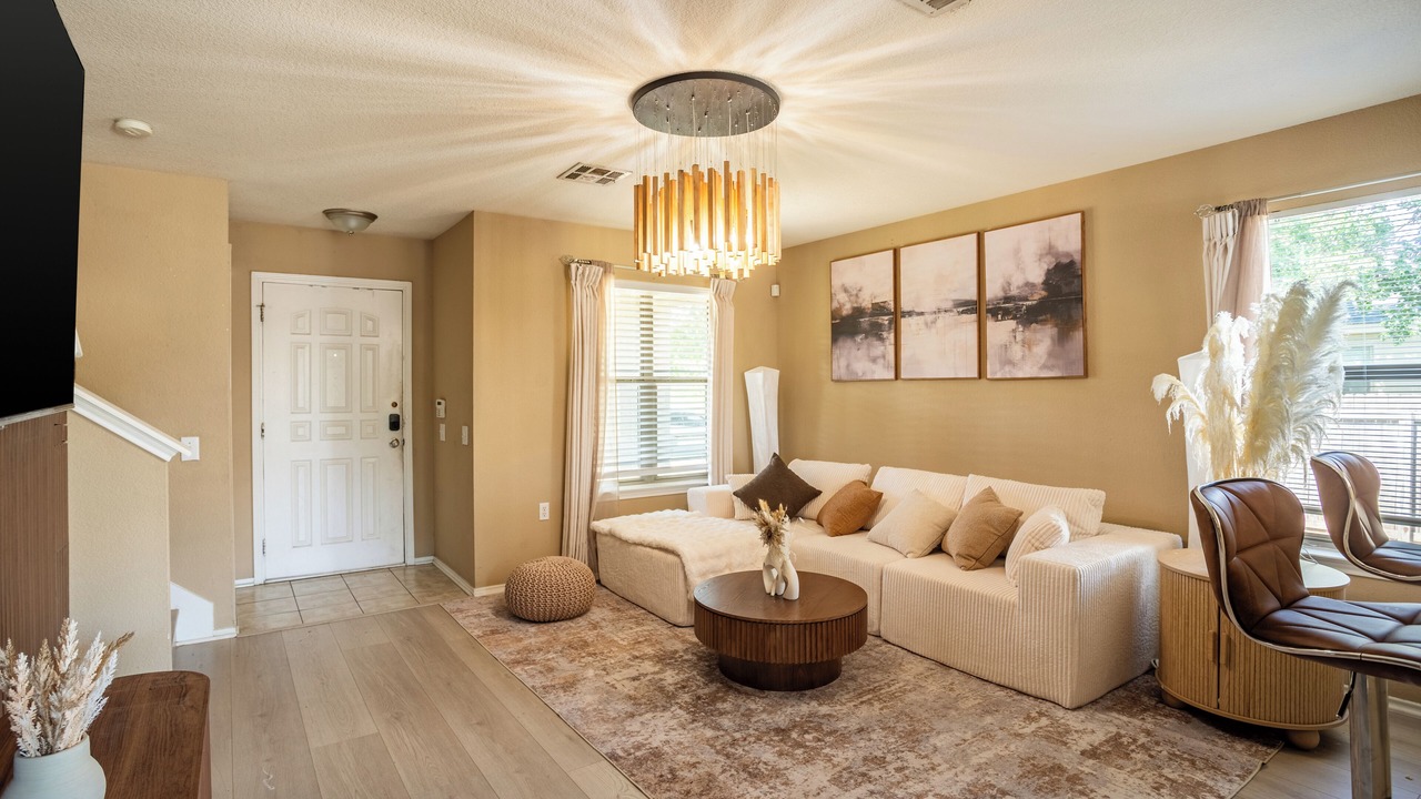 Photo of Livingroom in McKinney