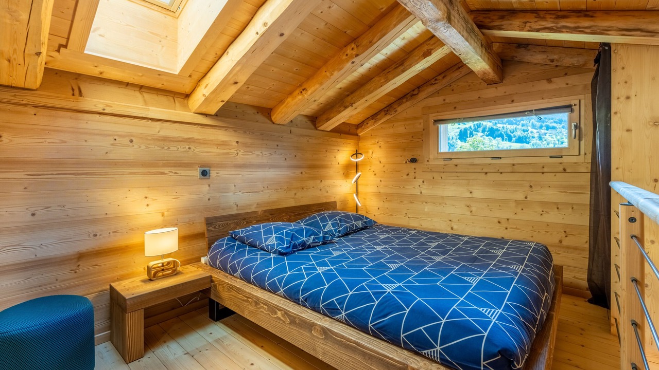 Photo of Bedroom in Thones