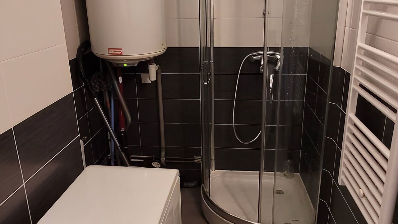 Photo of Bathroom in Saint-Lo