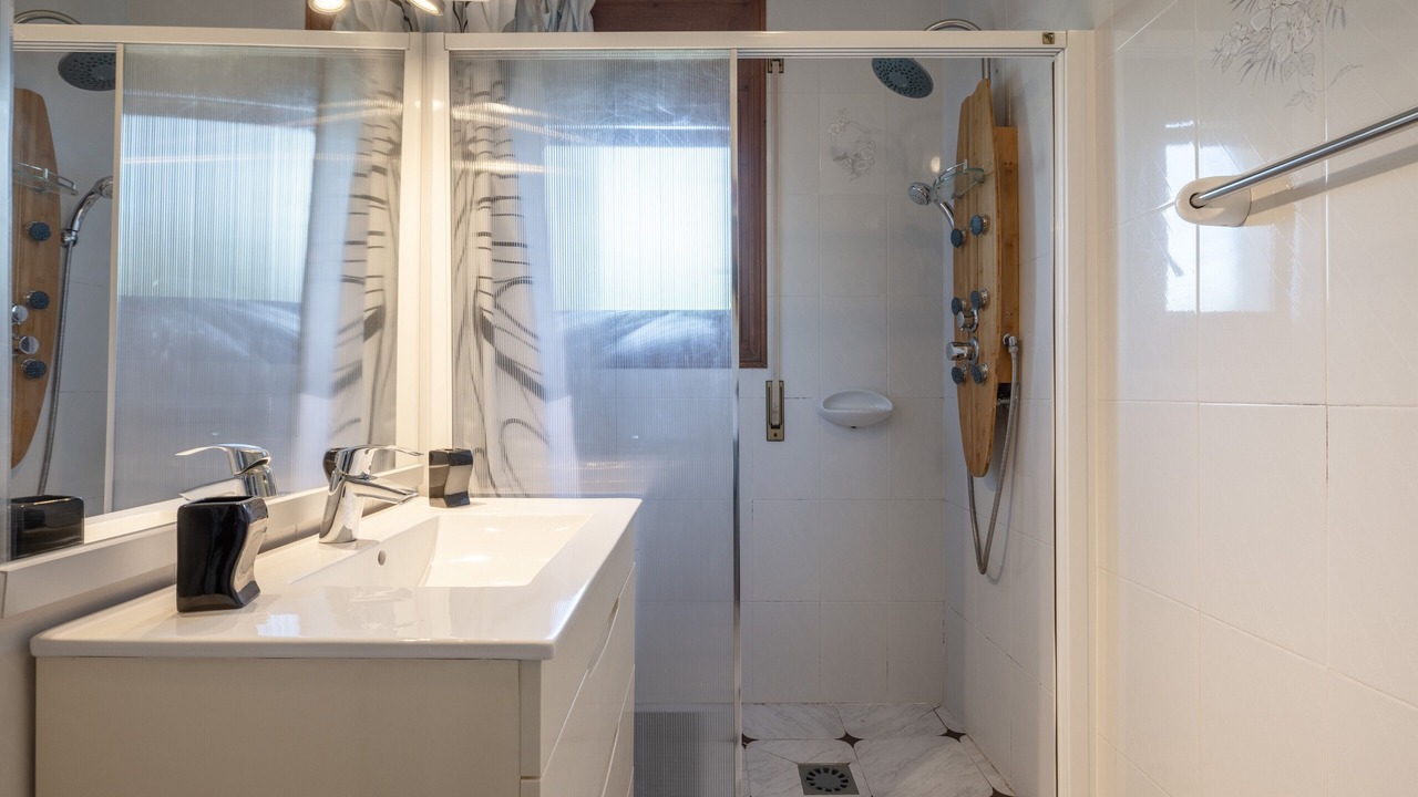 Photo of Bathroom in Miami Platja