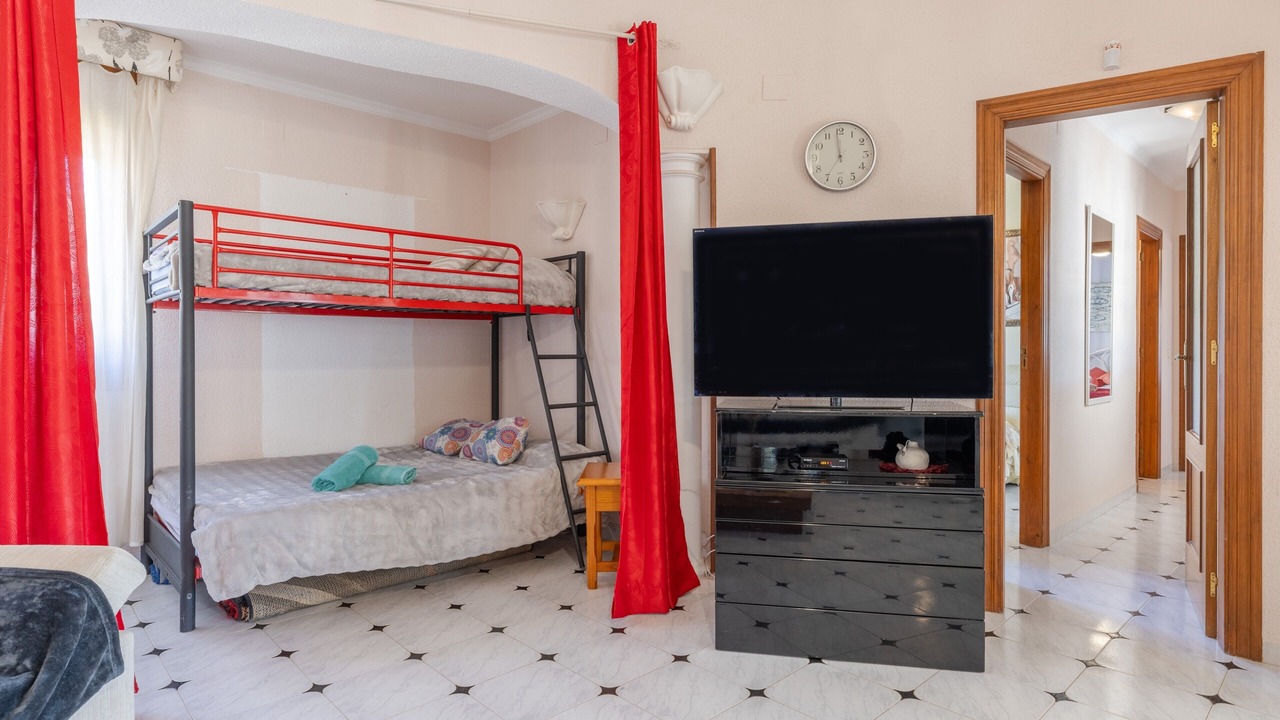 Photo of Bedroom in Miami Platja