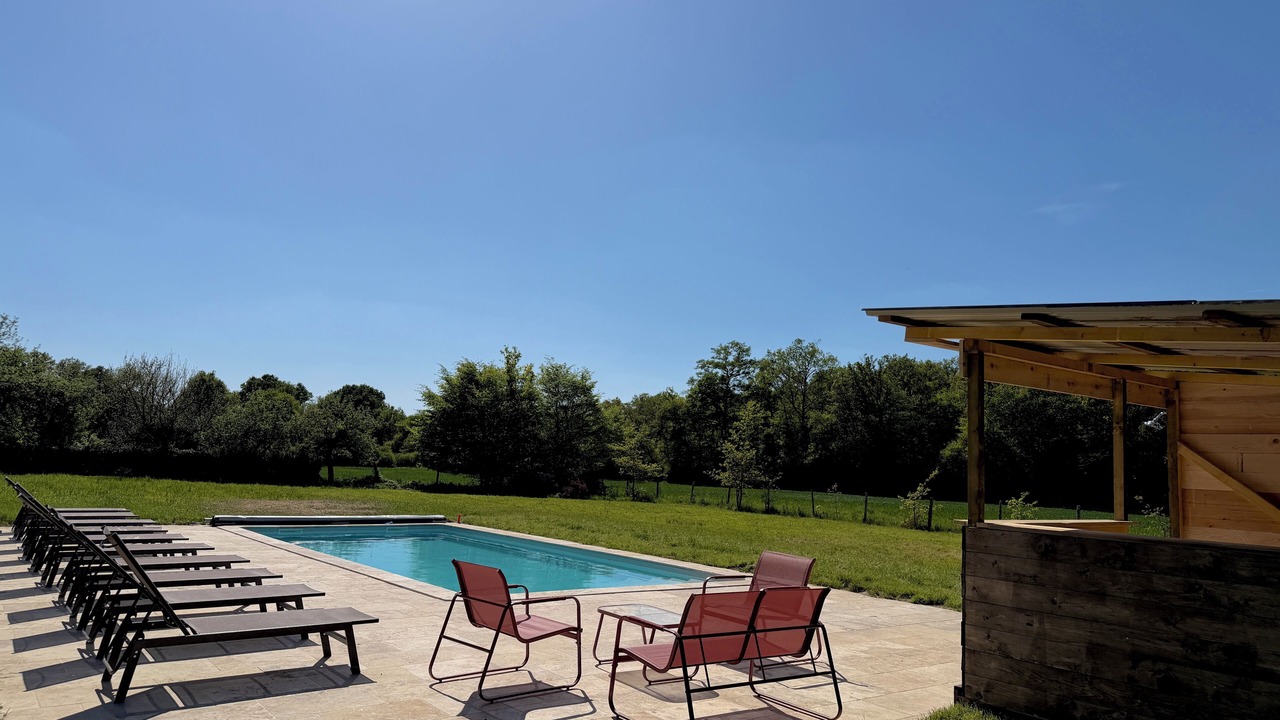Photo of Outdoor in Thury