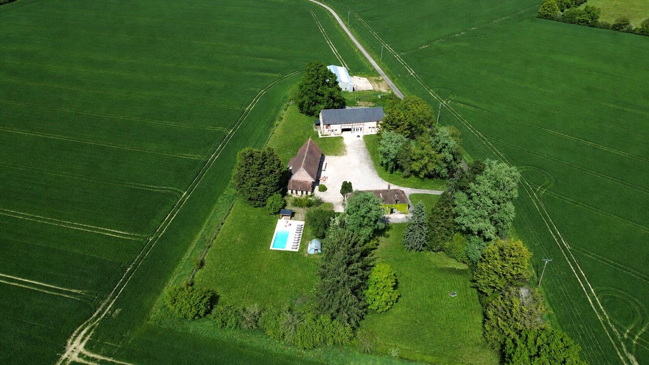 Photo of Outdoor in Thury