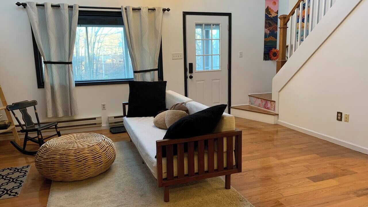 Photo of Livingroom in Long Pond