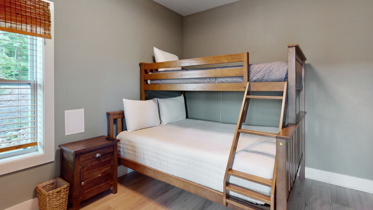 Photo of Bedroom in Ridgeline Vistas