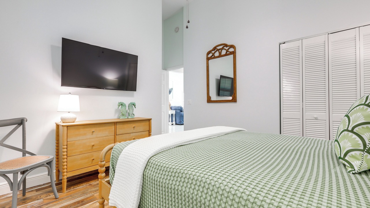 Photo of Bedroom in Juno Beach
