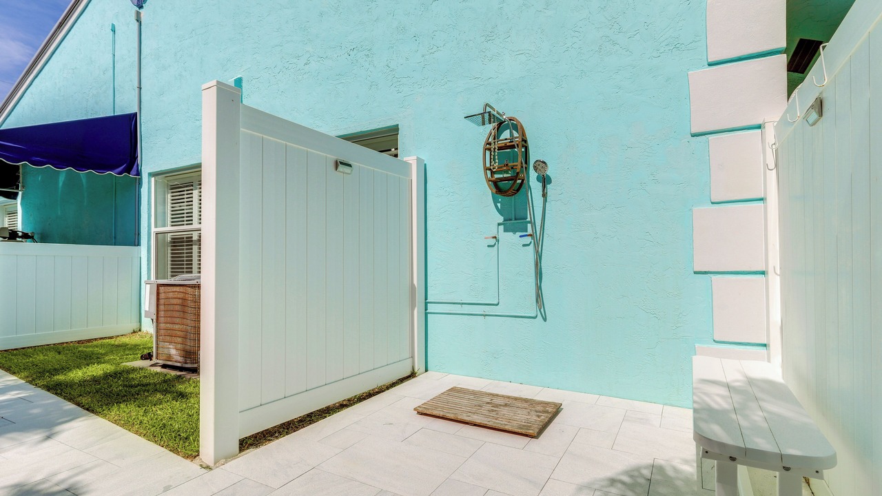 Photo of Patio Balcony in Juno Beach