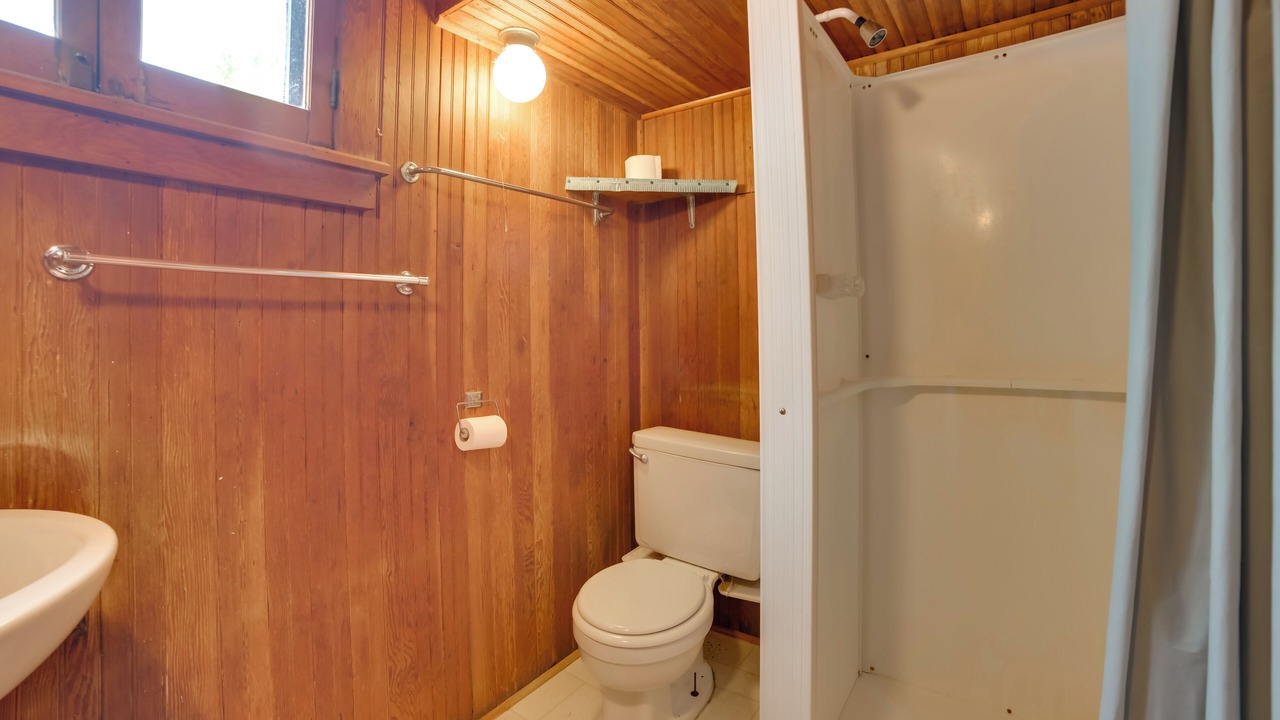 Photo of Bathroom in Cedarville