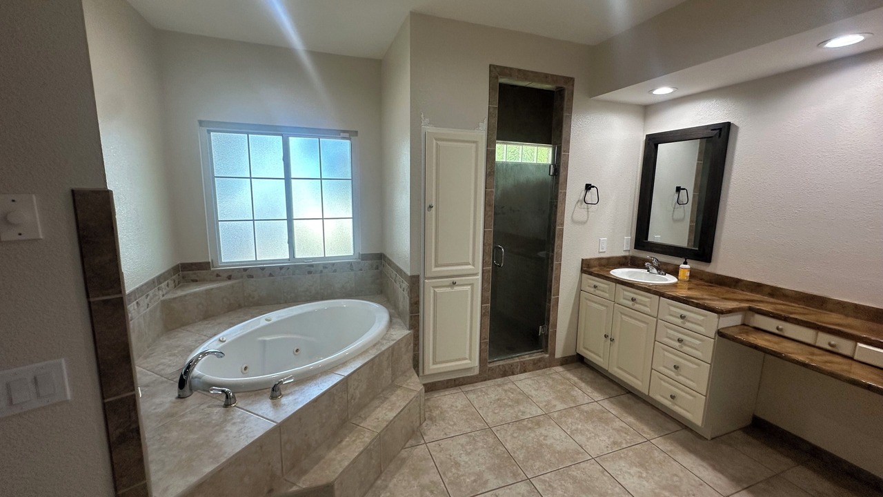 Photo of Bathroom in Alamogordo
