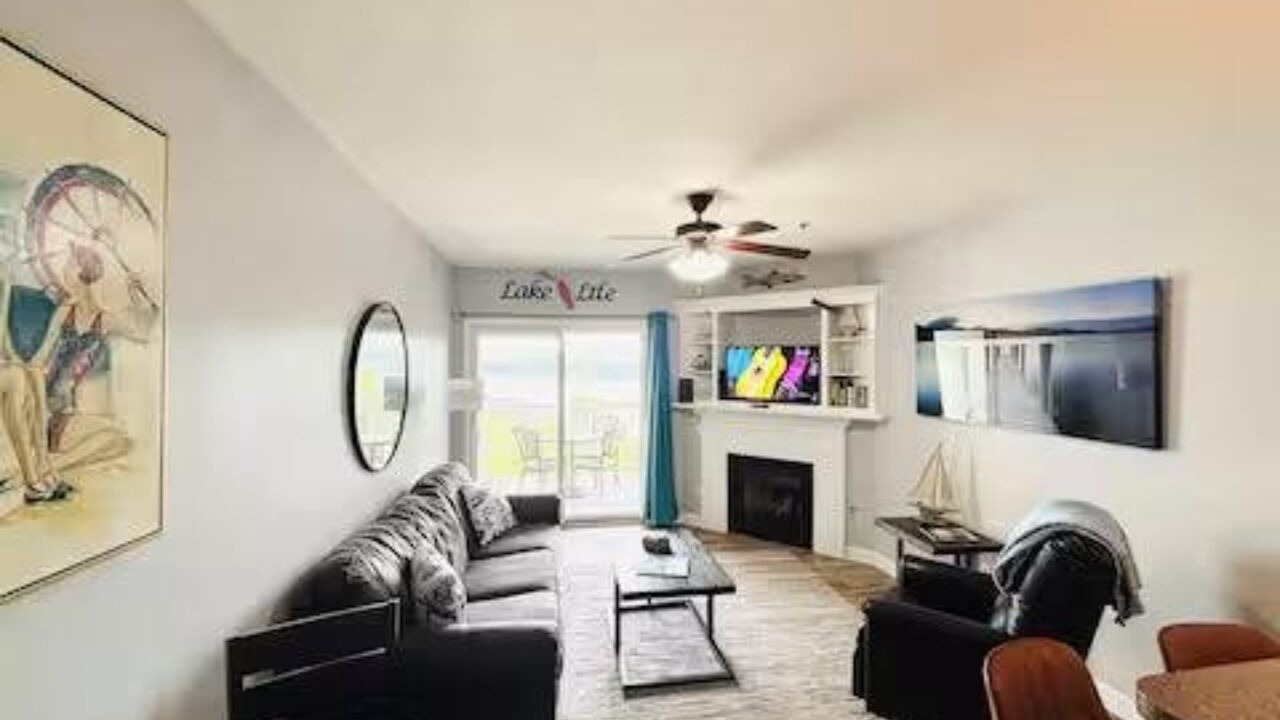 Photo of Livingroom in Smith Mountain Lake