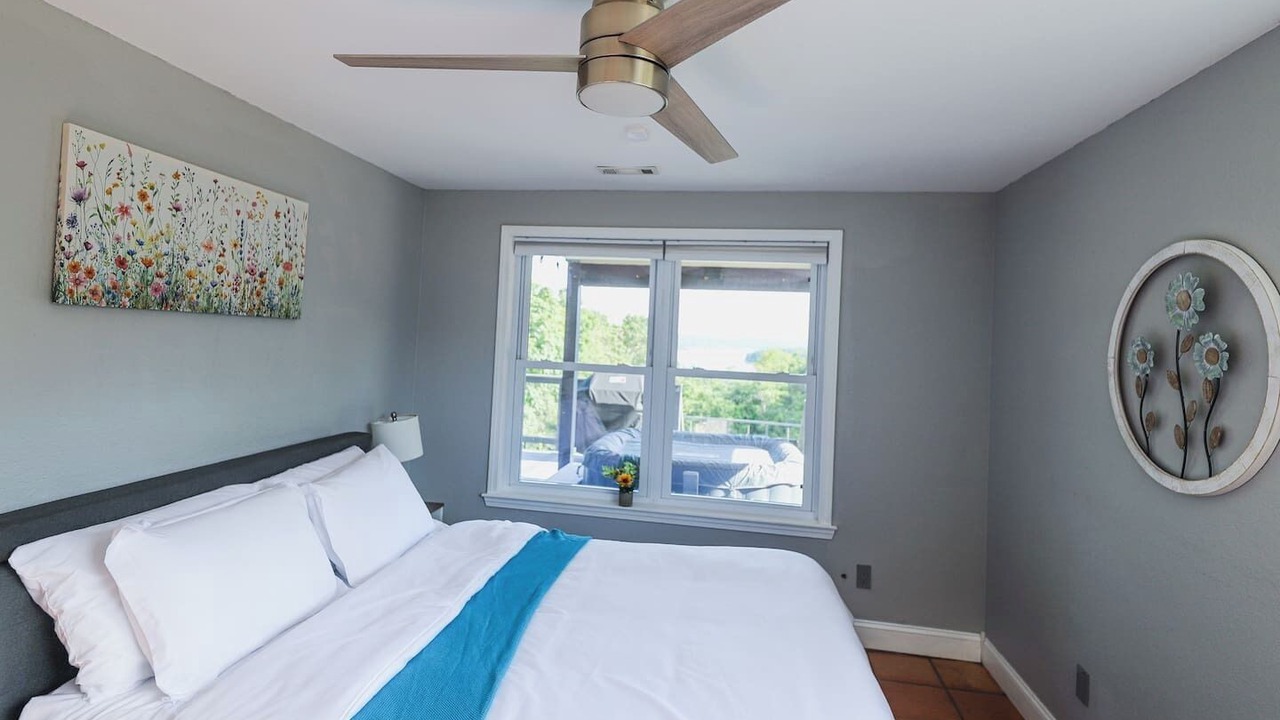 Photo of Bedroom in Rogers