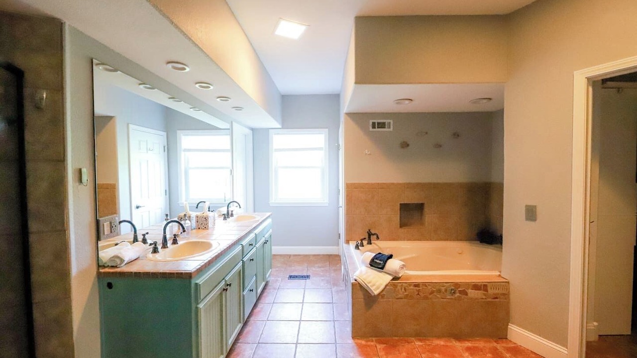 Photo of Bathroom in Rogers