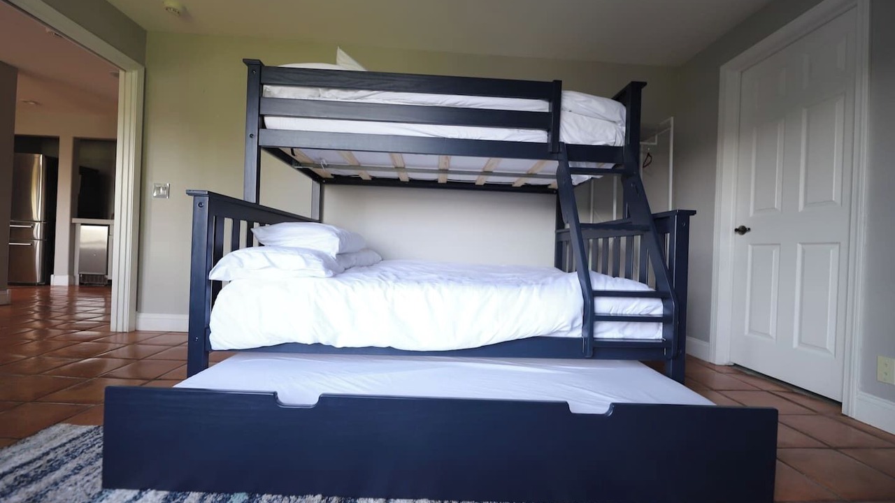 Photo of Bedroom in Rogers