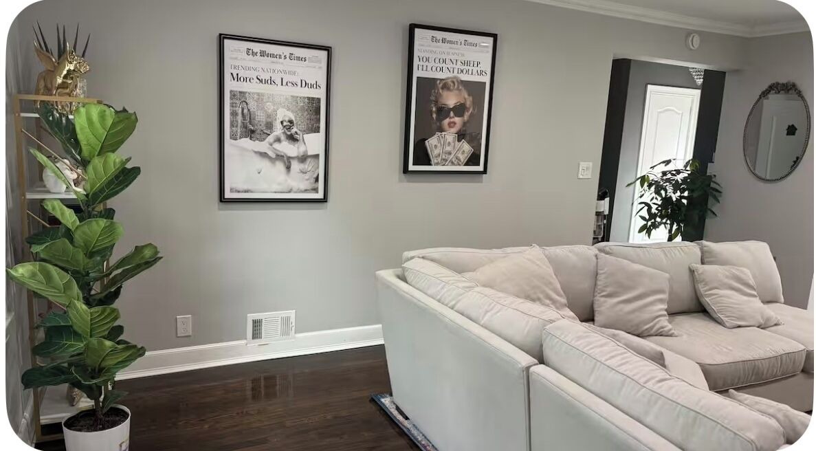 Photo of Livingroom in South Valley Stream