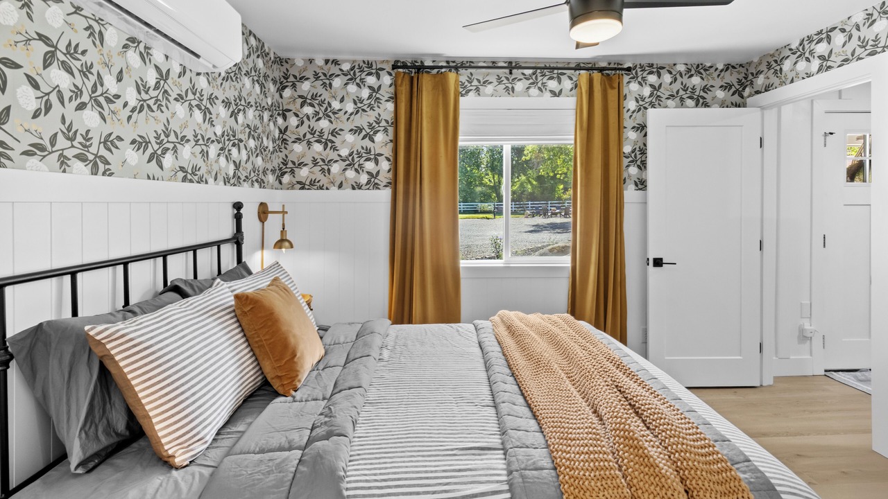 Photo of Bedroom in Loomis