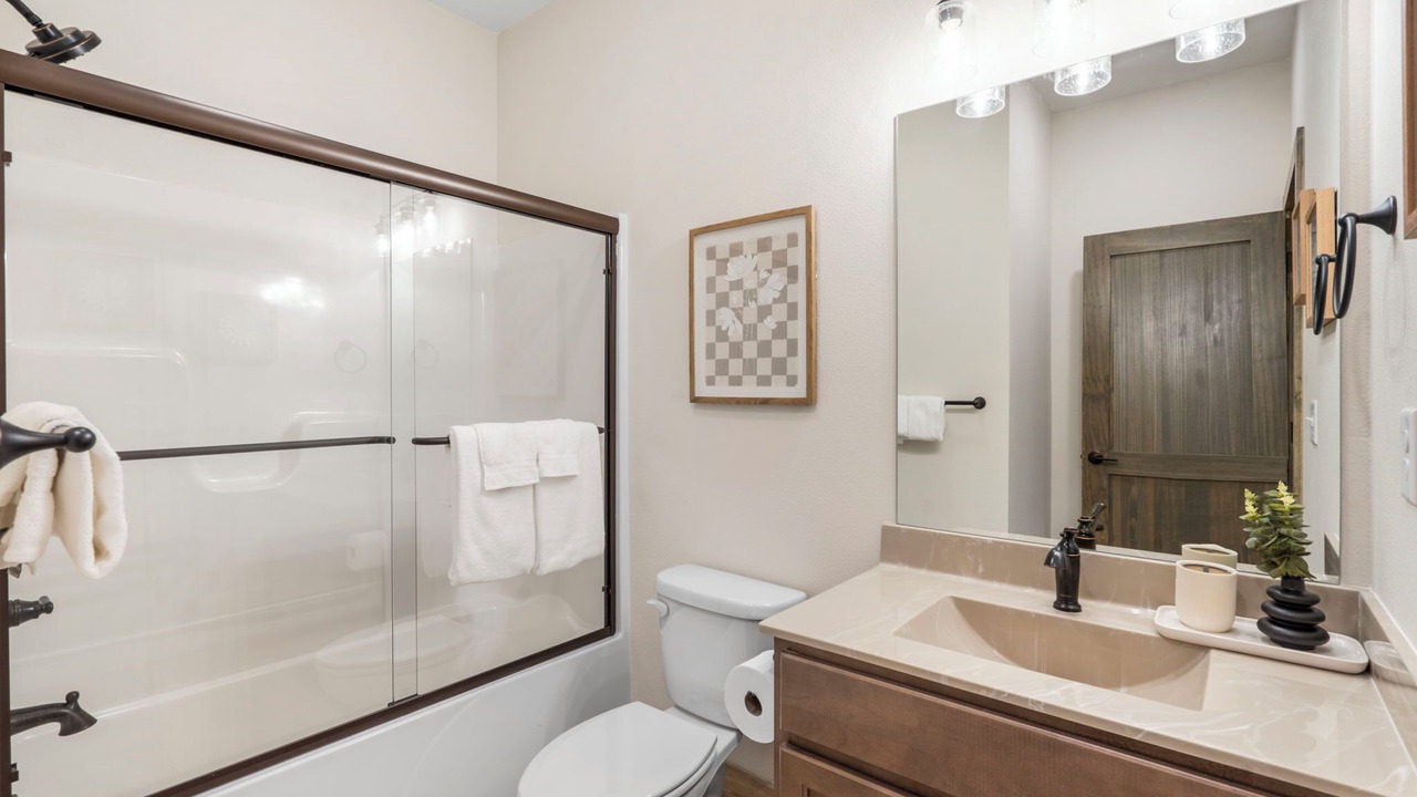 Photo of Bathroom in Branson