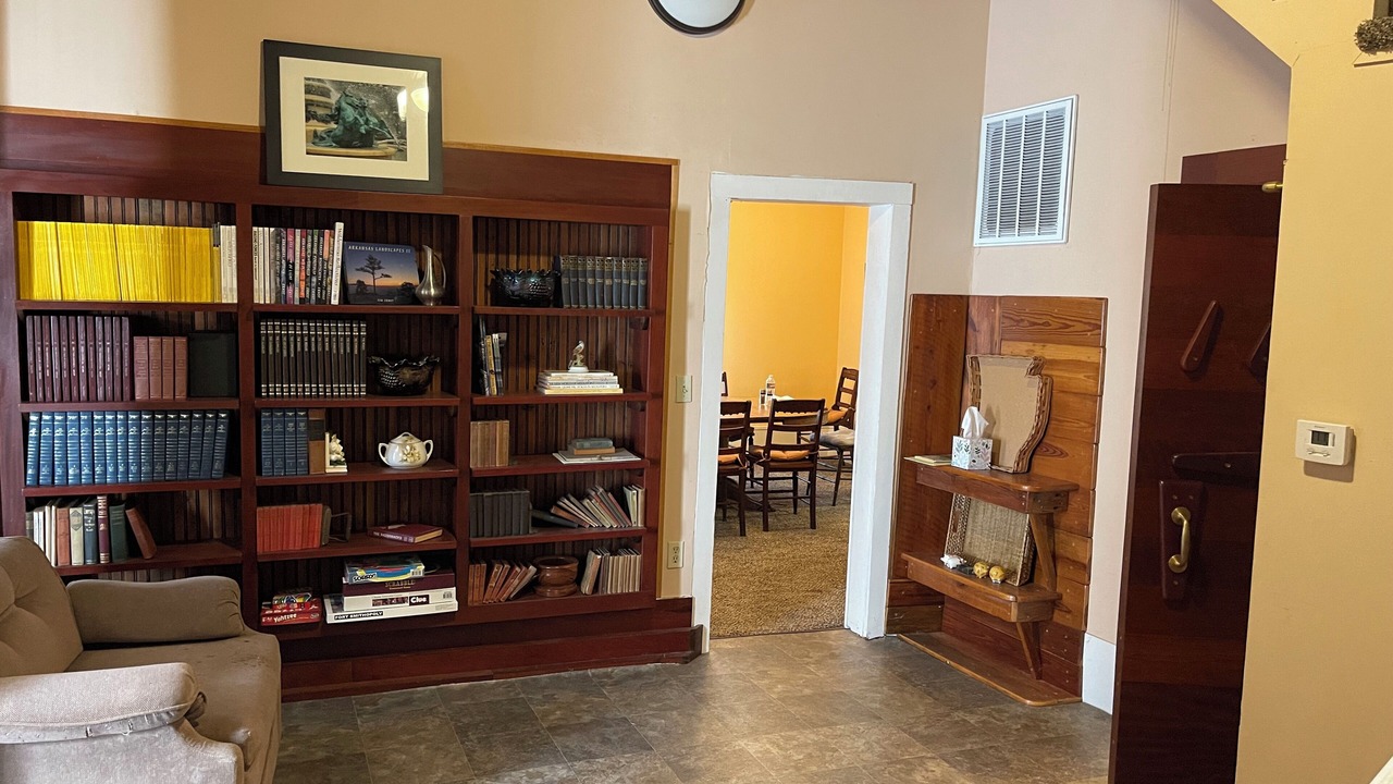 Photo of Livingroom in Booneville