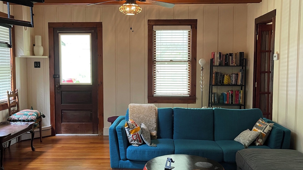 Photo of Livingroom in Town of Conesville