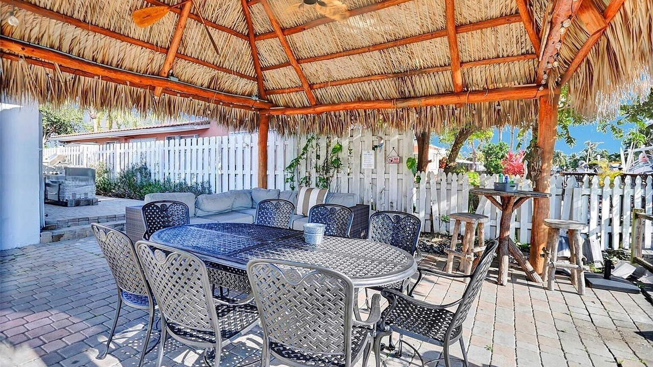 Photo of Outdoor in Garden Isles