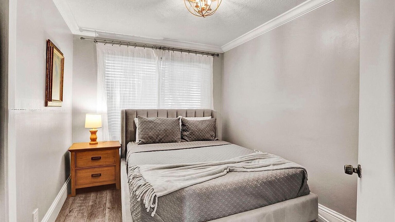 Photo of Bedroom in Garden Isles