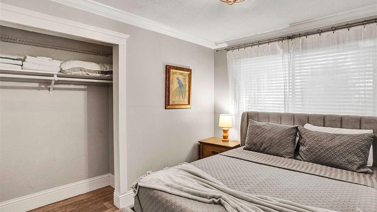 Photo of Bedroom in Garden Isles
