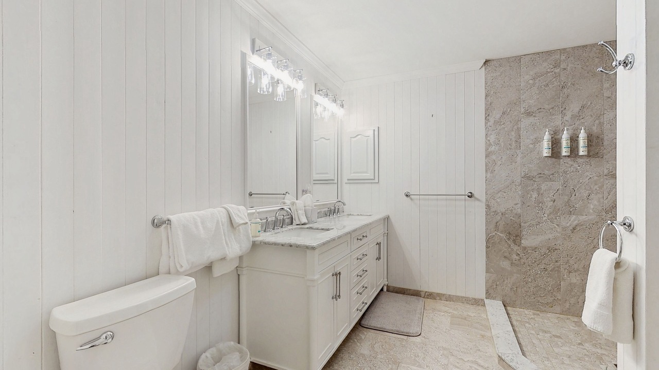 Photo of Bathroom in Arlington