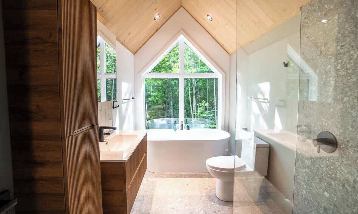 Photo of Bathroom in Saint Come