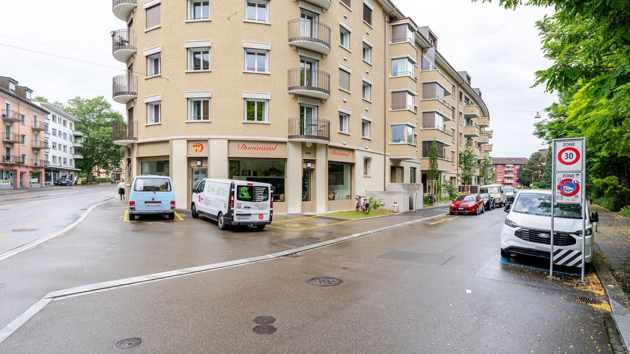 Photo of Outdoor in Sihlfeld