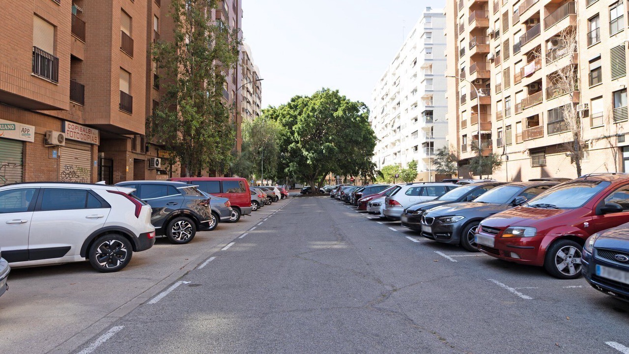 Photo of Outdoor in Algiros