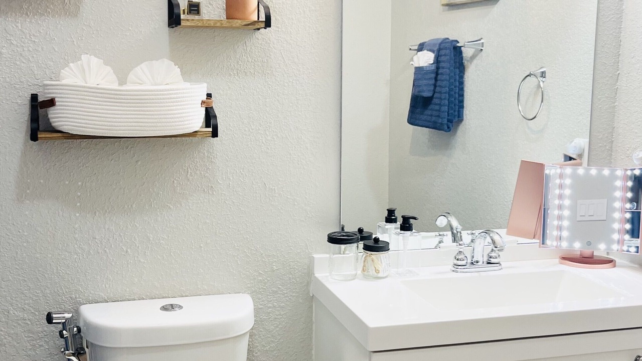 Photo of Bathroom in The Colony