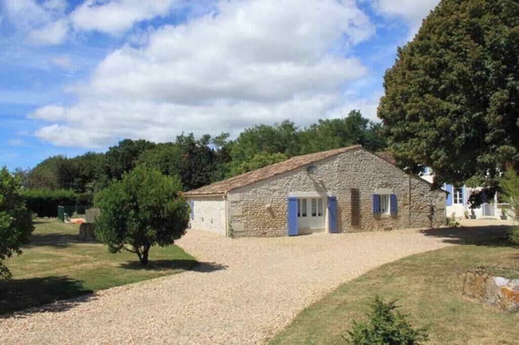 Photo of Outdoor in Gemozac