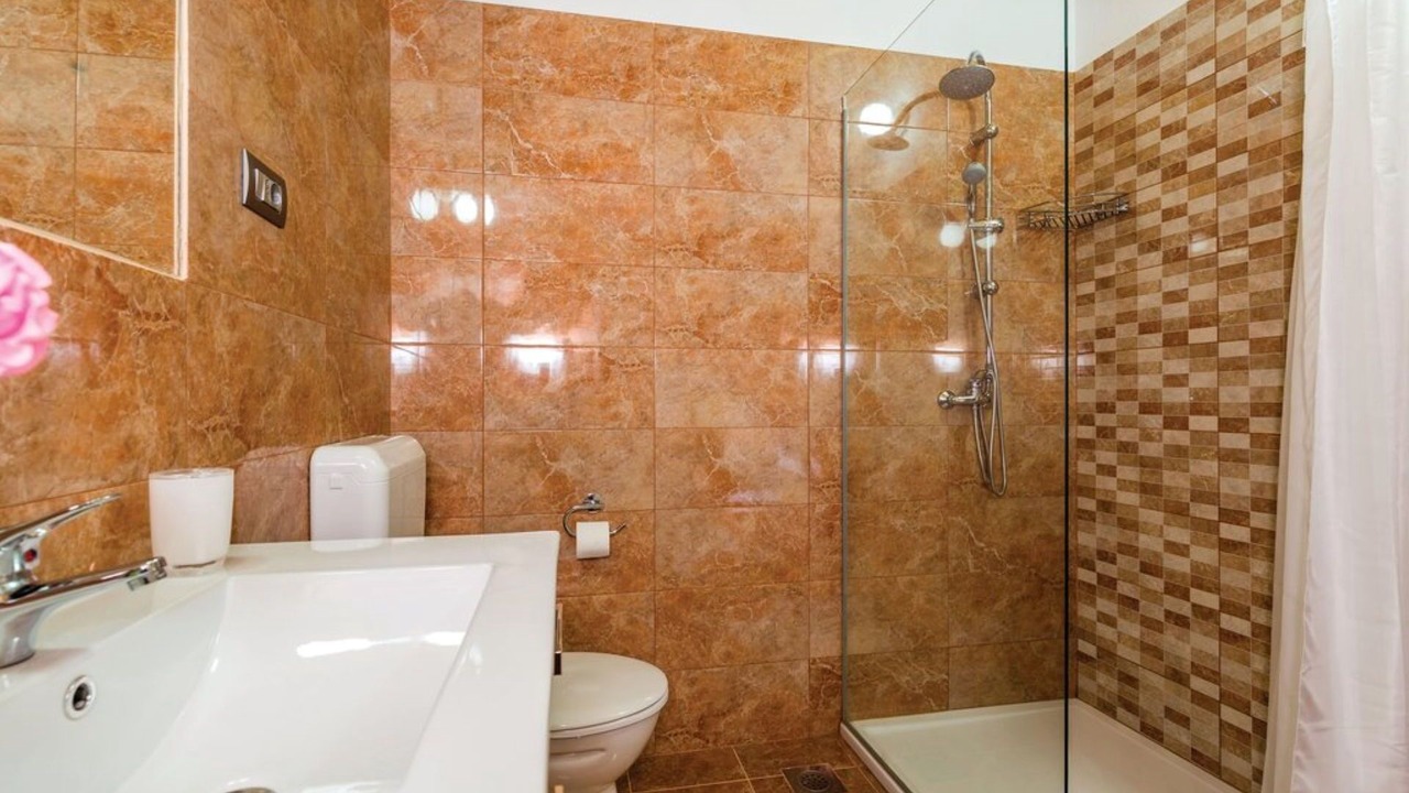 Photo of Bathroom in Obrs