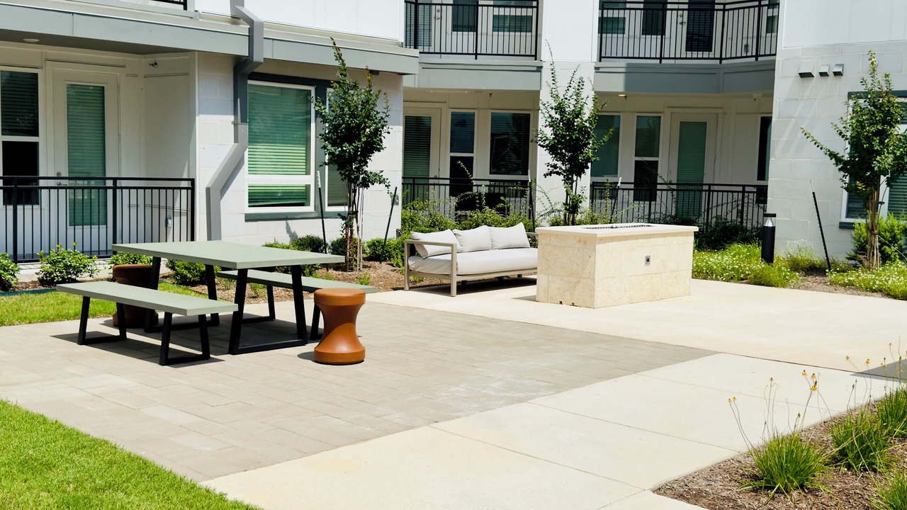 Photo of Outdoor in McNeil