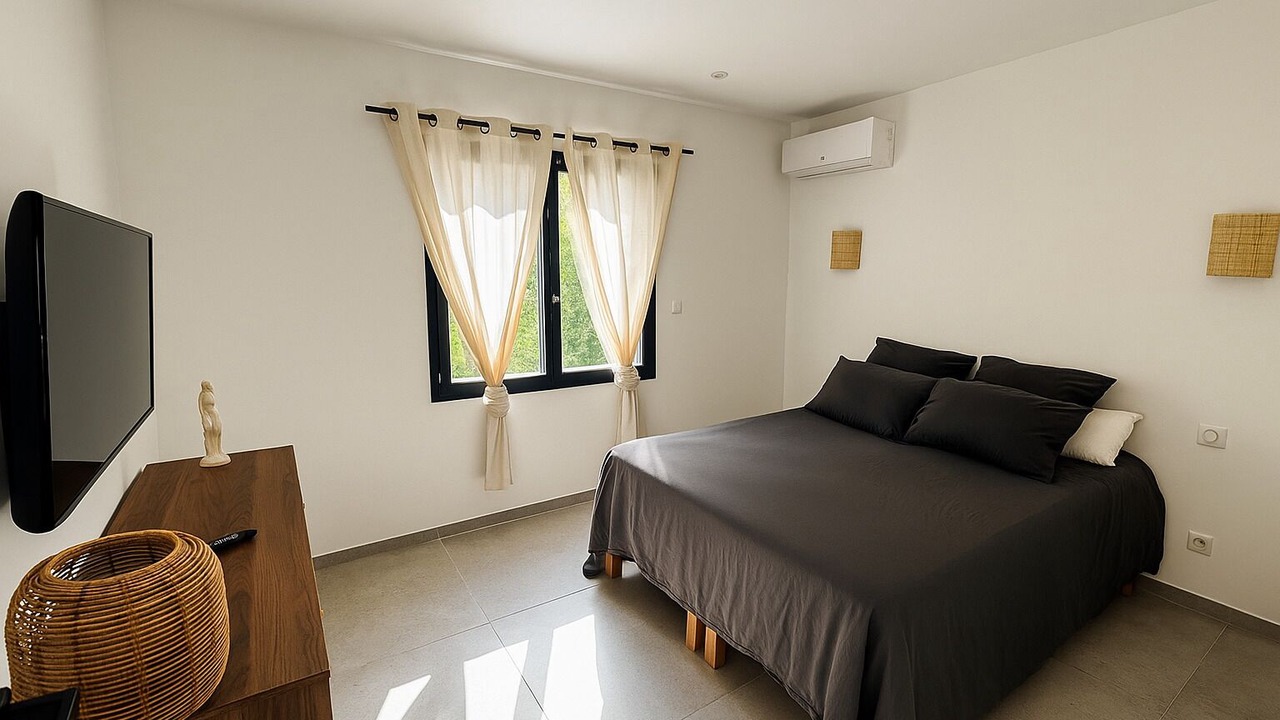 Photo of Bedroom in La Valette-du-Var