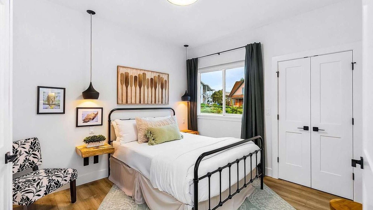 Photo of Bedroom in Blaine