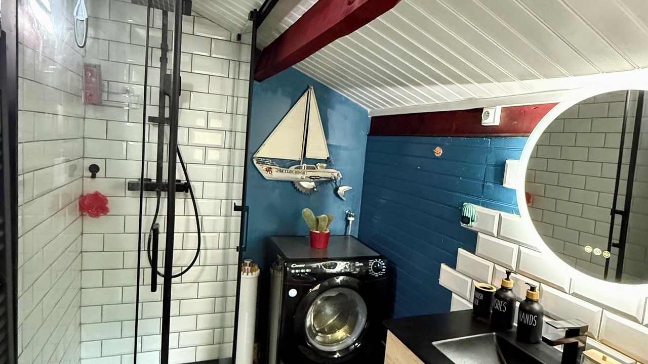 Photo of Bathroom in Penestin