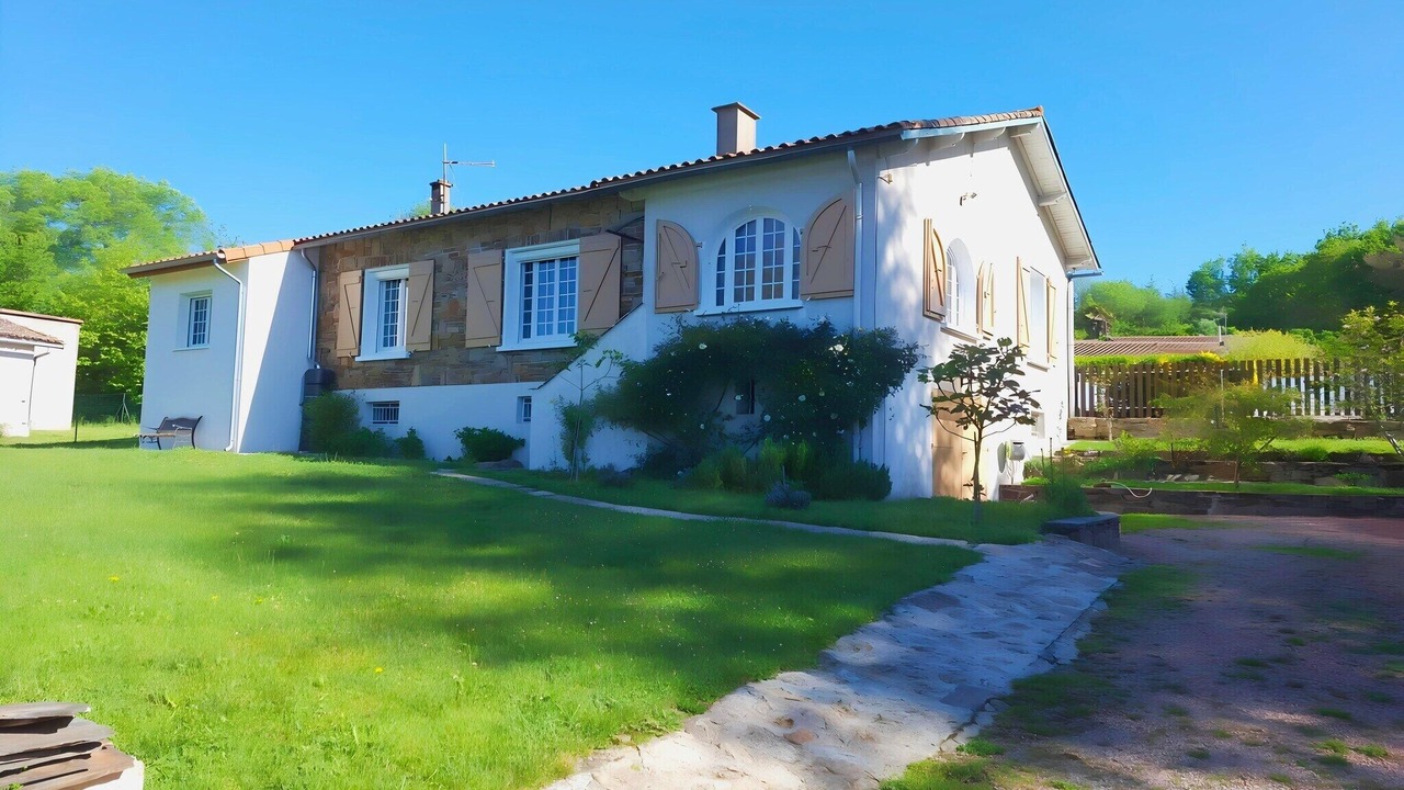 Photo of Outdoor in Saint-Denis