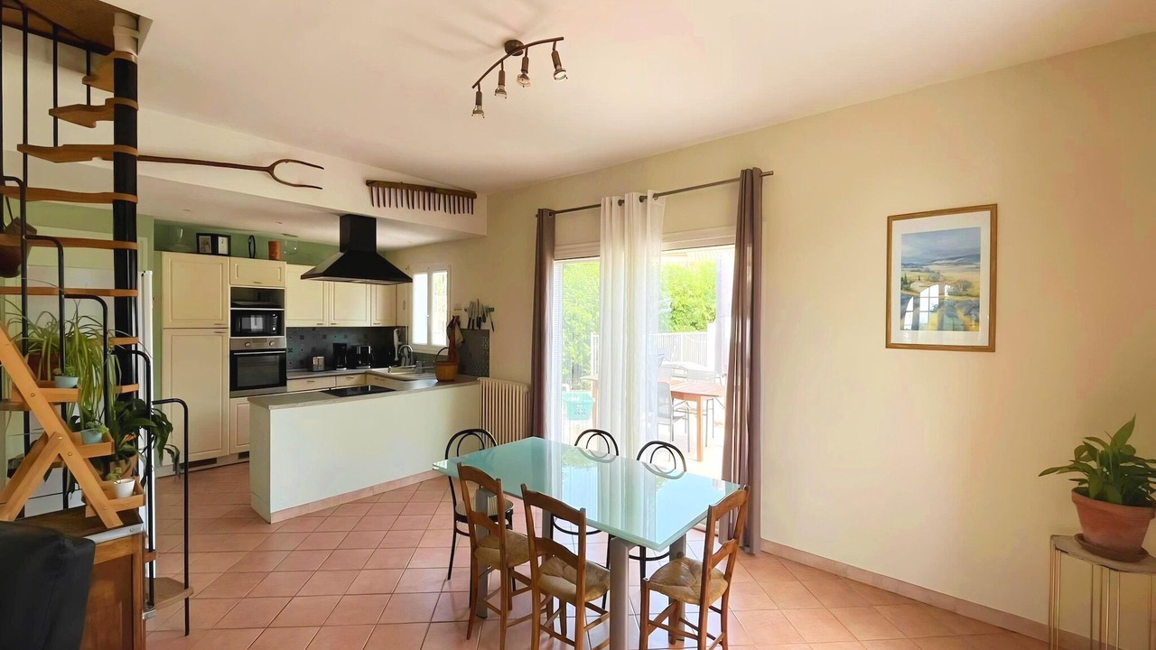 Photo of Livingroom in Saint-Denis