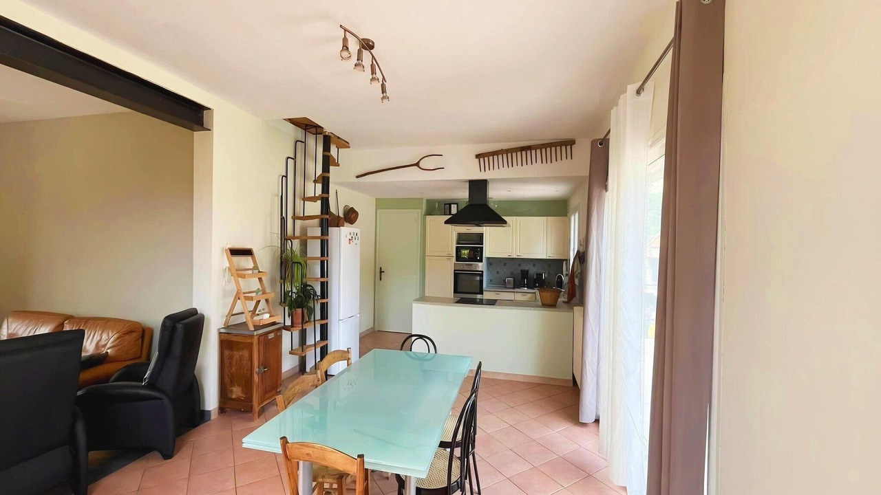 Photo of Livingroom in Saint-Denis