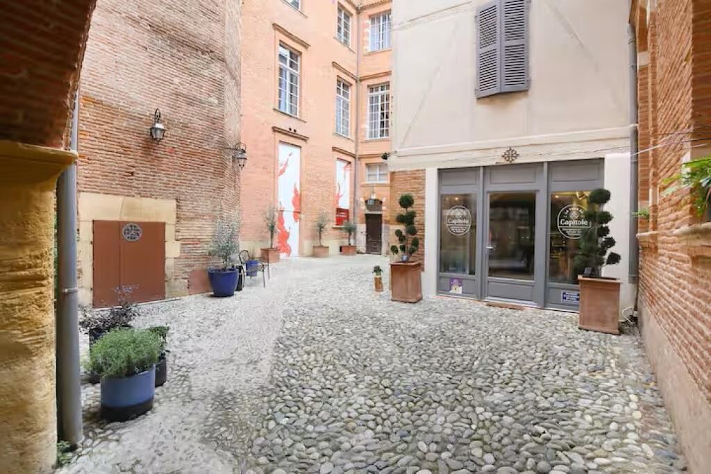 Photo of Outdoor in Capitole