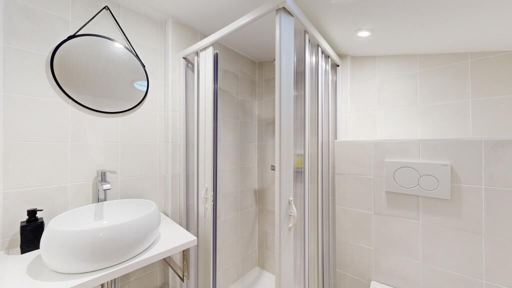 Photo of Bathroom in Capitole